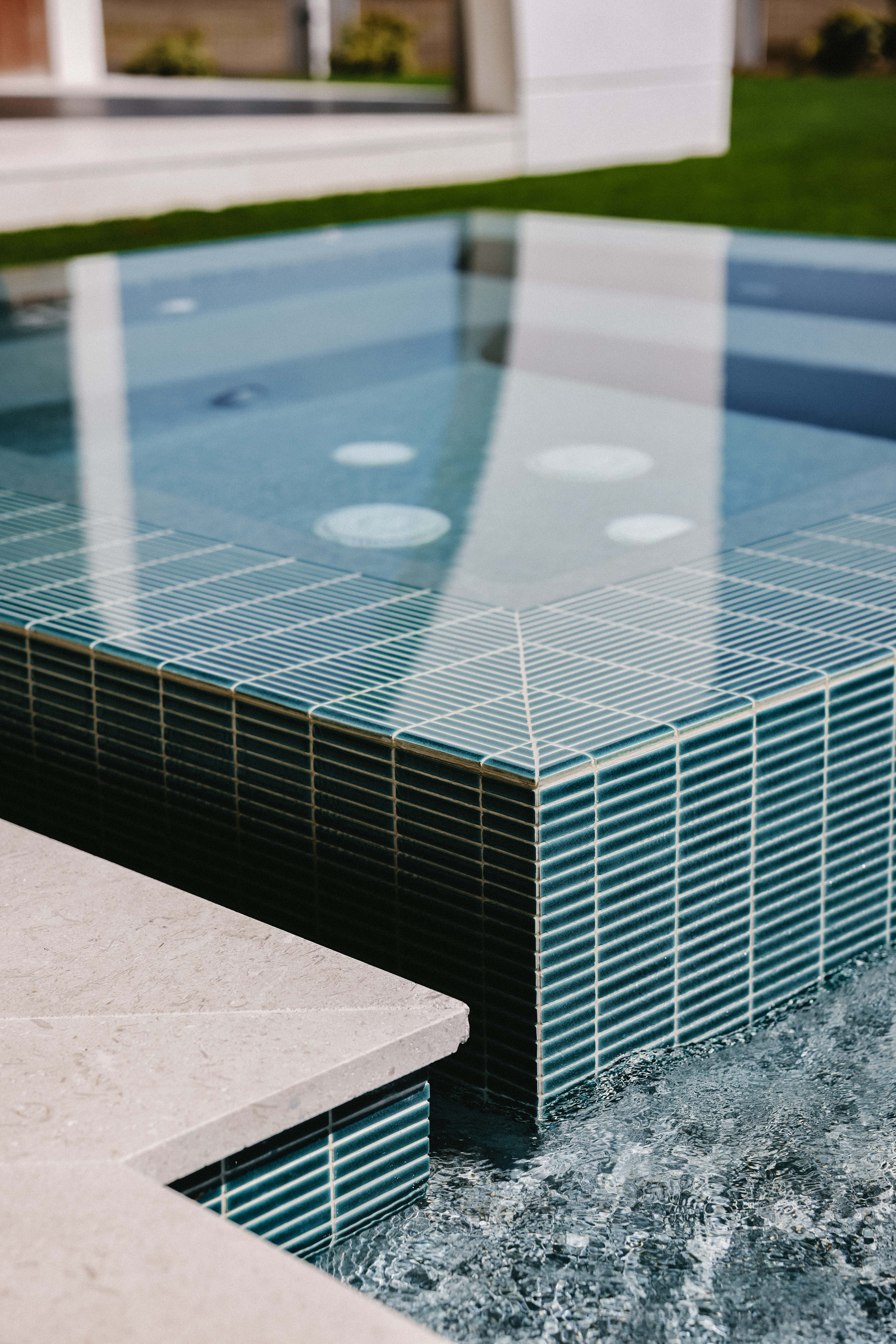 Santa Rosa Beach pool tile and water maintained by Premier Pool Care 30A